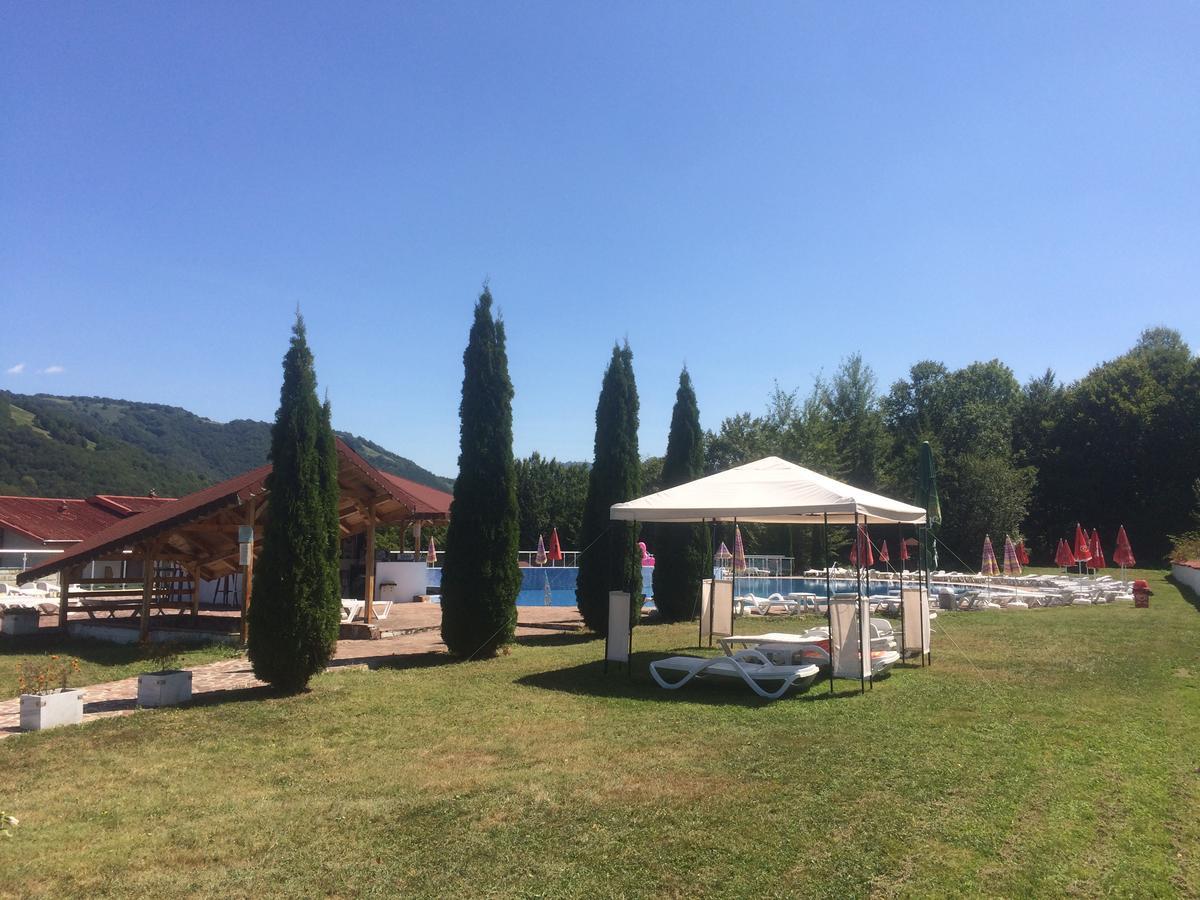 Park Hotel Ribaritsa Экстерьер фото