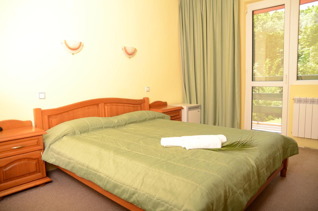 Park Hotel Ribaritsa Экстерьер фото