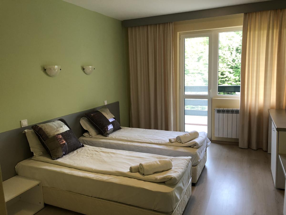 Park Hotel Ribaritsa Экстерьер фото